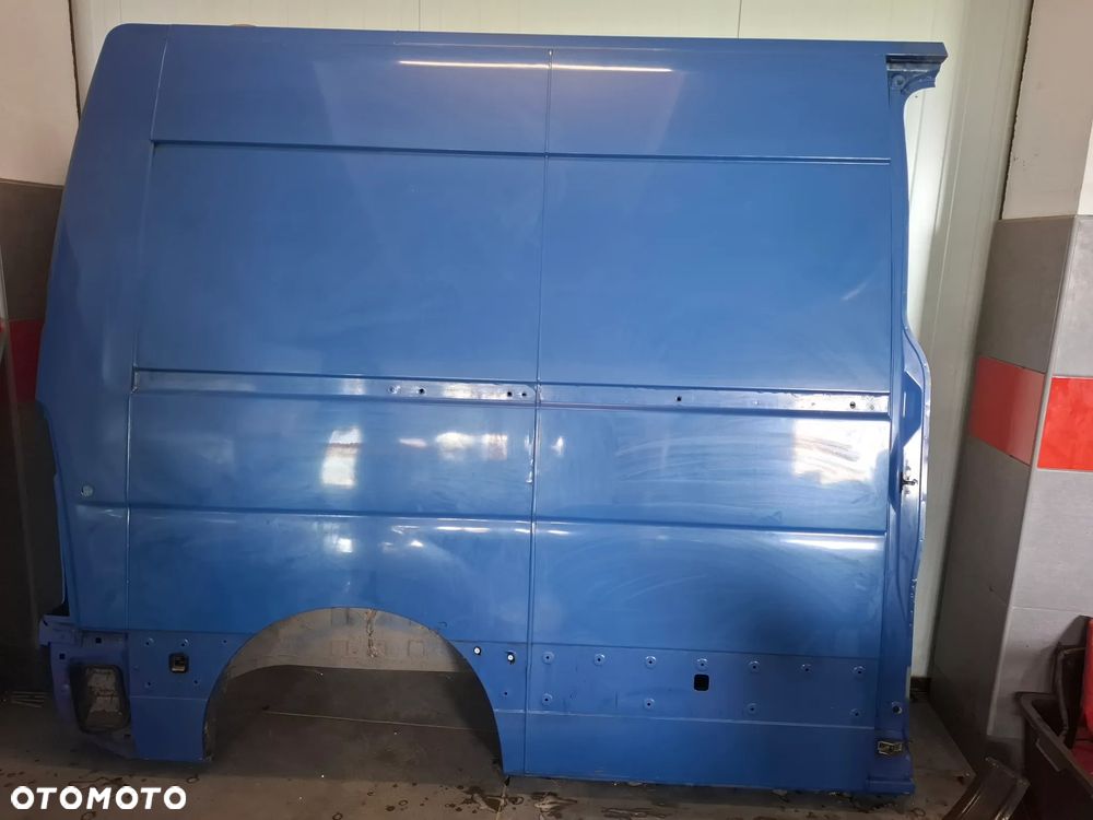 Ćwiartka błotnik bok tył prawy Renault Master III L3H2 kolor DV489 - 1