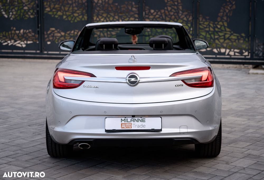 Opel Cascada 2.0 CDTI ECOTEC Start/Stop Cabriolet - 4