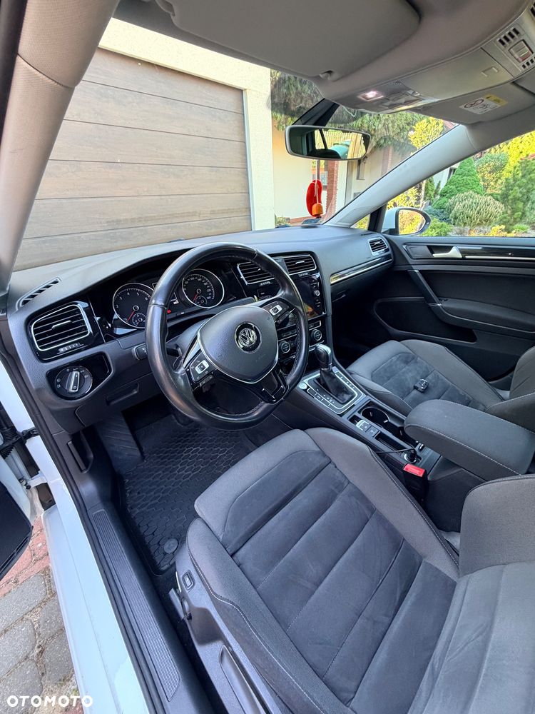 Volkswagen Golf 1.5 TSI BMT Evo Highline DSG - 19