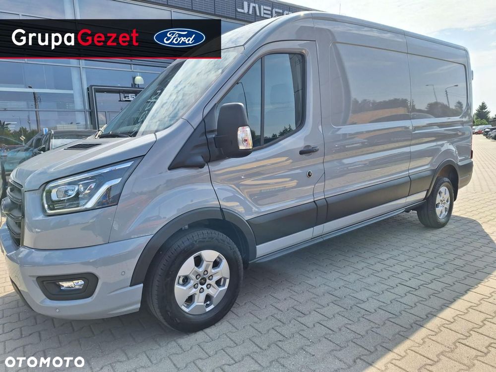 Ford Transit - 1