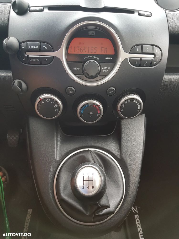 Mazda 2 1.3i TE - 21