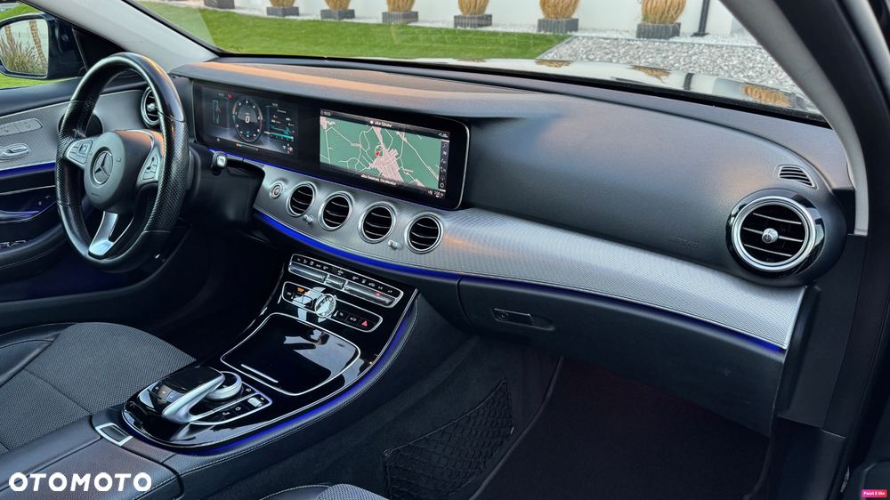 Mercedes-Benz Klasa E 220 d T 9G-TRONIC Avantgarde - 5