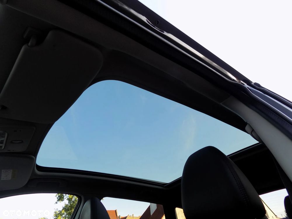 Nissan Qashqai 1.6 dCi Tekna S&S - 18