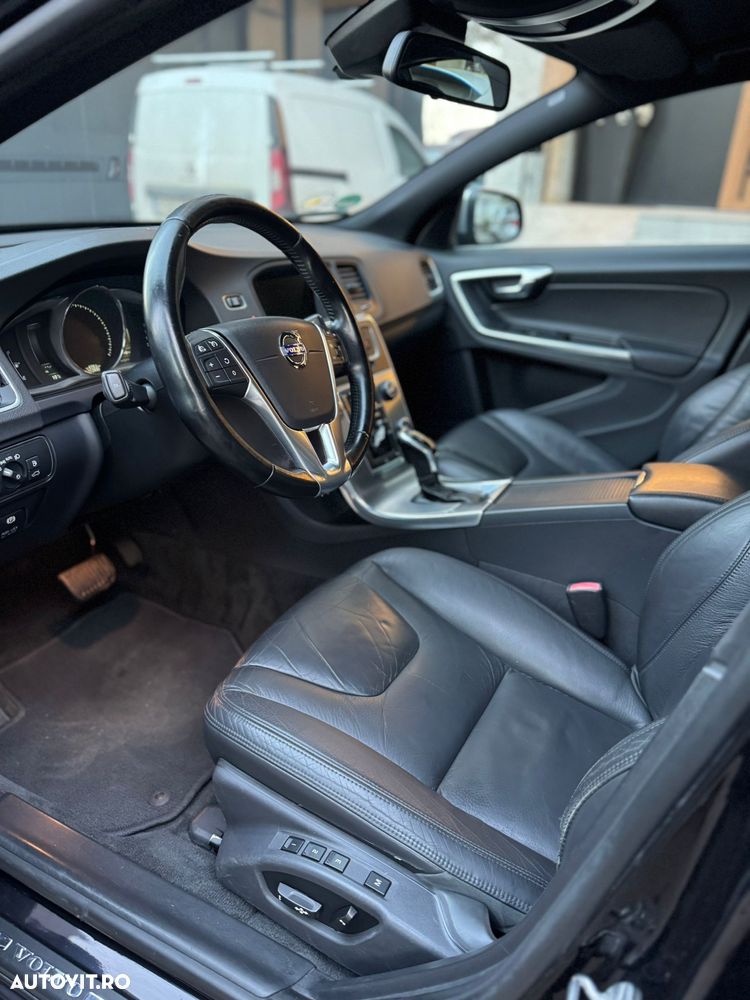 Volvo S60 D4 Geartronic RDesign - 5