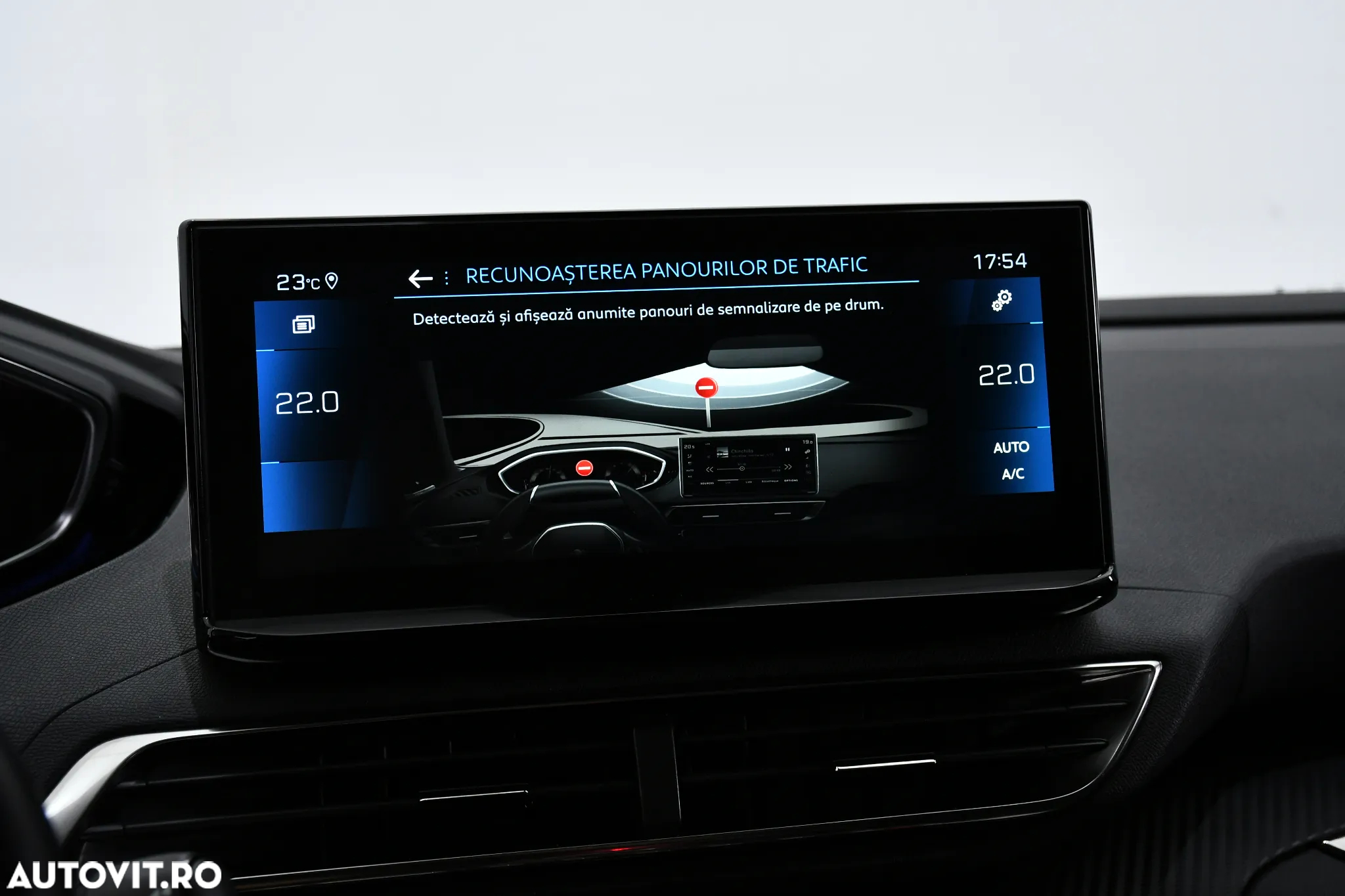 Peugeot 3008 1.5 BlueHDI 130 EAT8 Allure Pack - 33