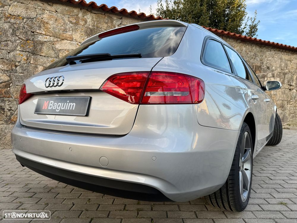 Audi A4 Avant 2.0 TDI Business Line Sport - 4