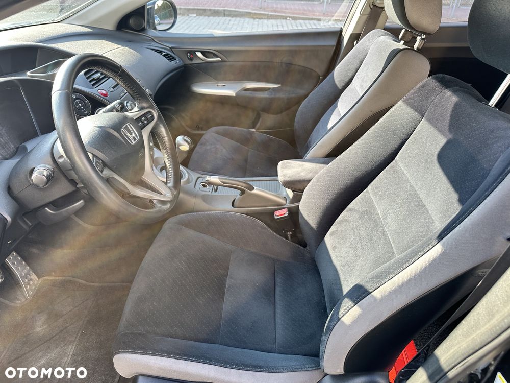 Honda Civic 2.2i-CTDi Executive - 11