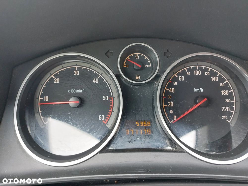 Opel Astra - 24