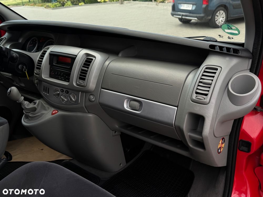 Renault Trafic L1H1 Passenger Lux - 22