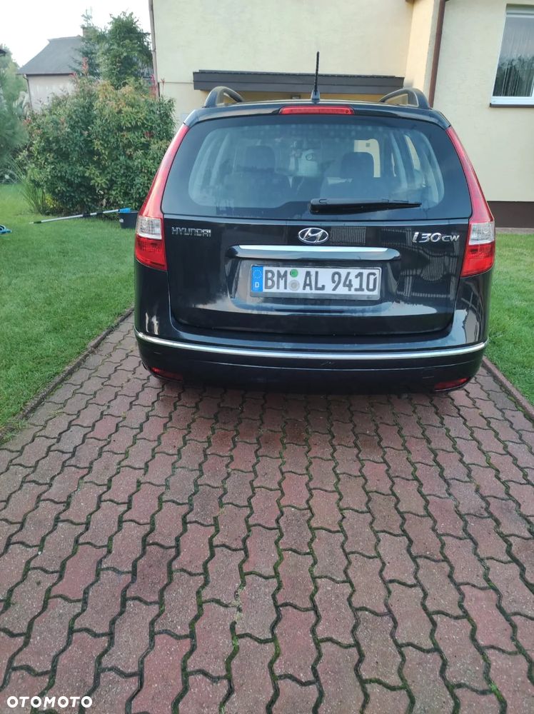 Hyundai i30 1.4 Base + - 5
