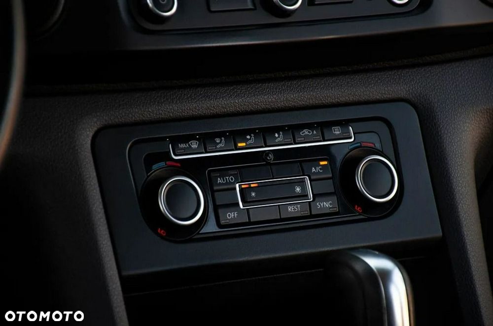 Volkswagen Amarok 2.0 BiTDI Autm Highline - 12