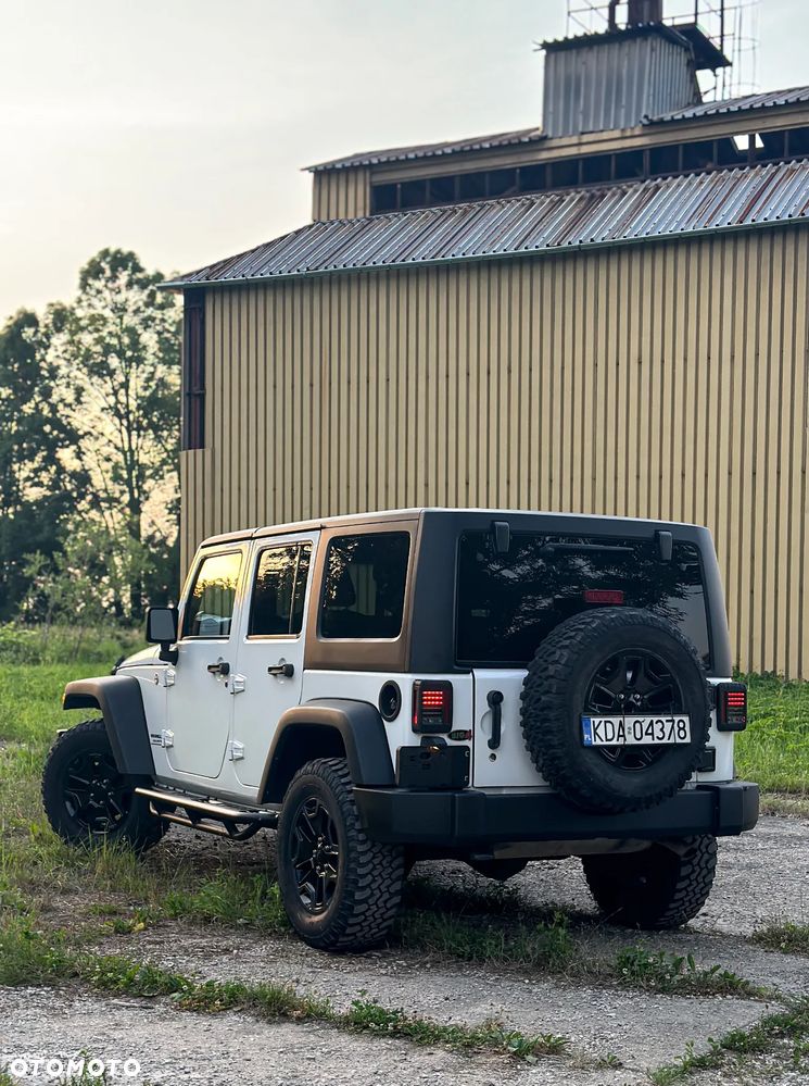 Jeep Wrangler - 4