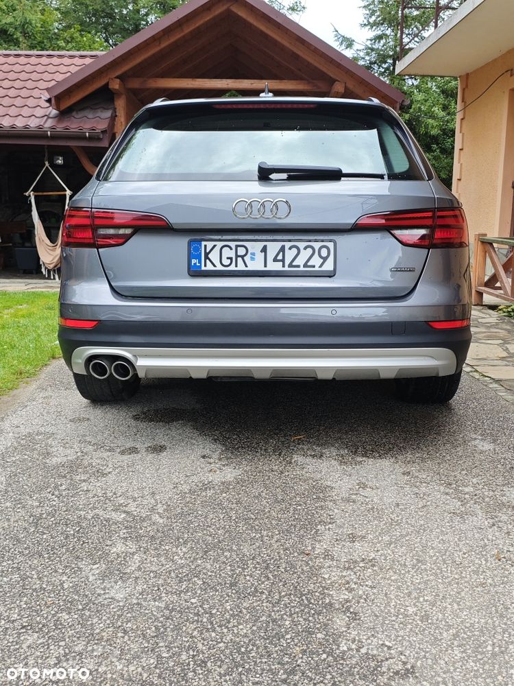 Audi A4 Allroad - 2