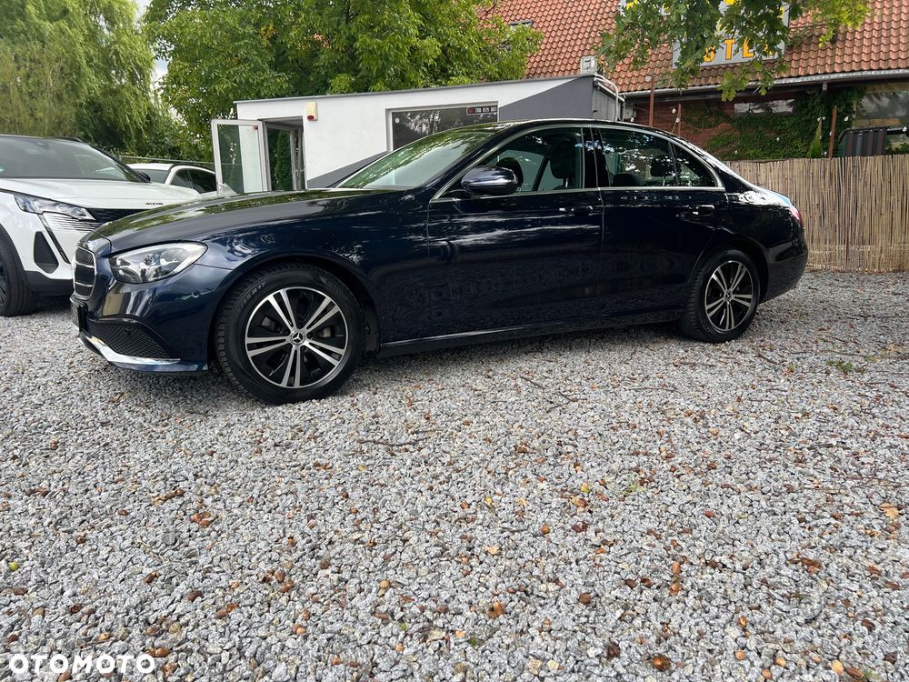 Mercedes-Benz Klasa E 220 d 9G-TRONIC Avantgarde - 3