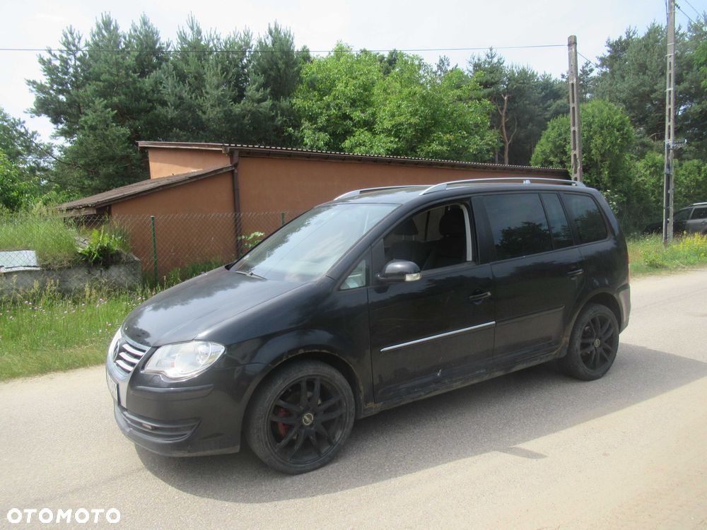 Volkswagen Touran - 2
