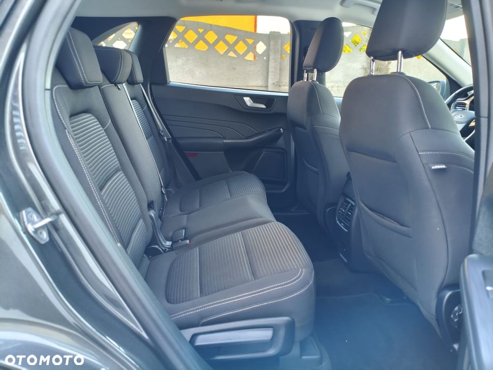Ford Kuga 2.5 Duratec FHEV TITANIUM - 26