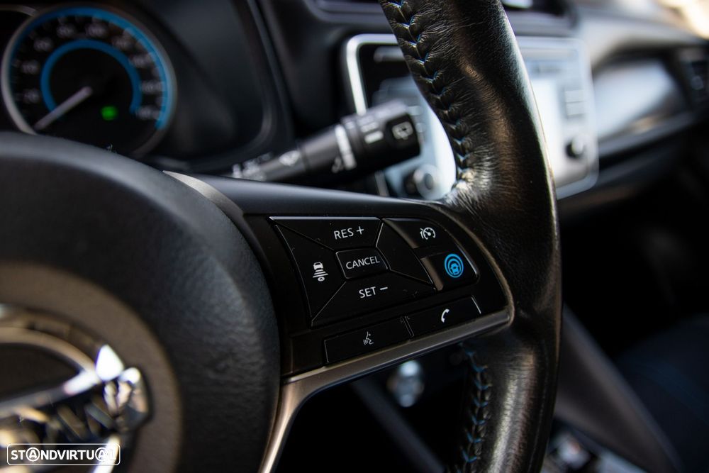 Nissan Leaf N-Connecta - 20