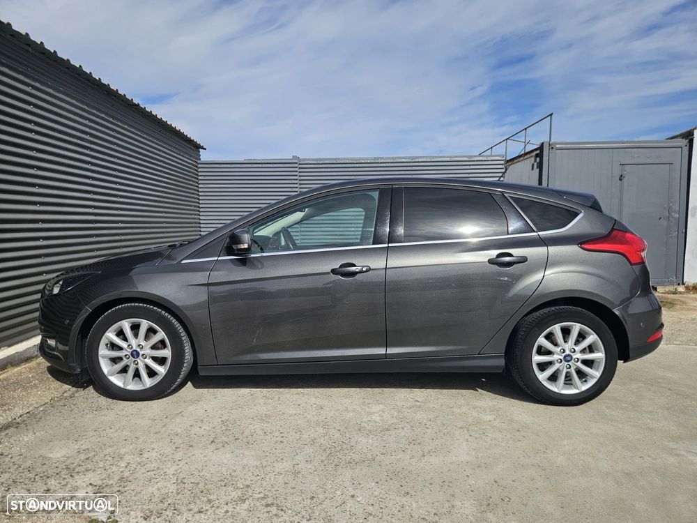 Ford Focus 1.5 TDCi EcoBlue Titanium - 14