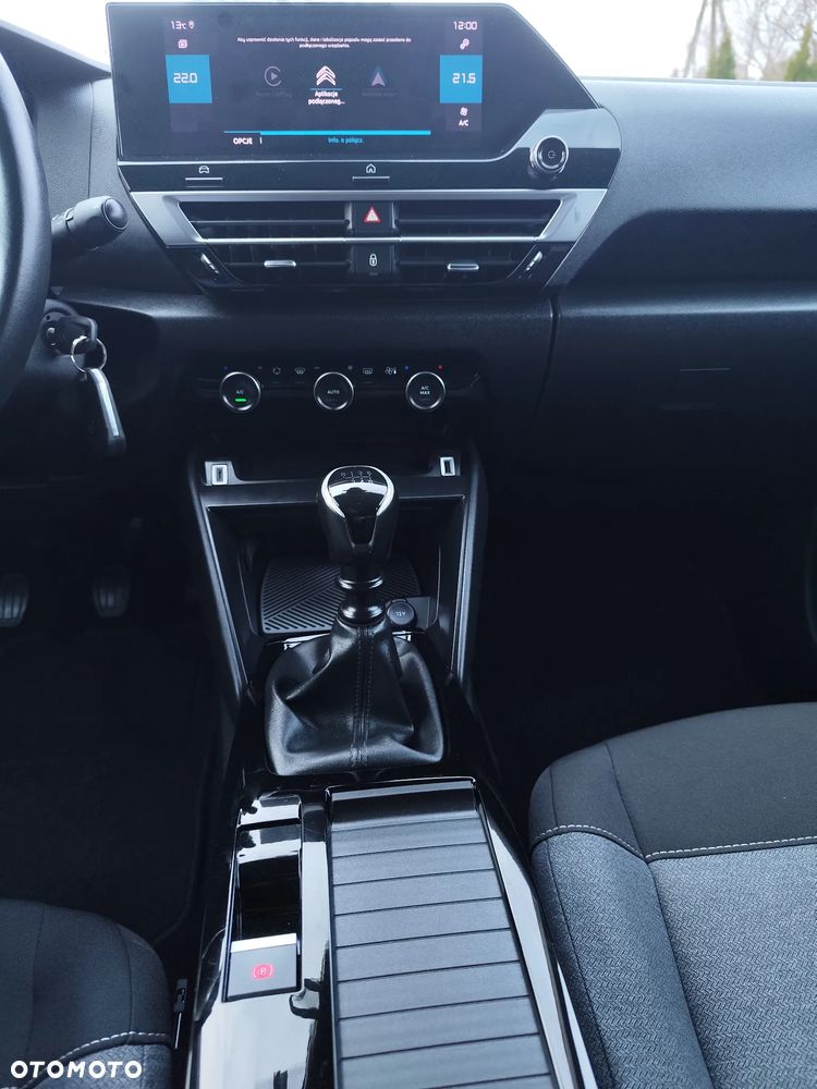 Citroën C4 PureTech 130 Stop&Start FEEL PACK - 32