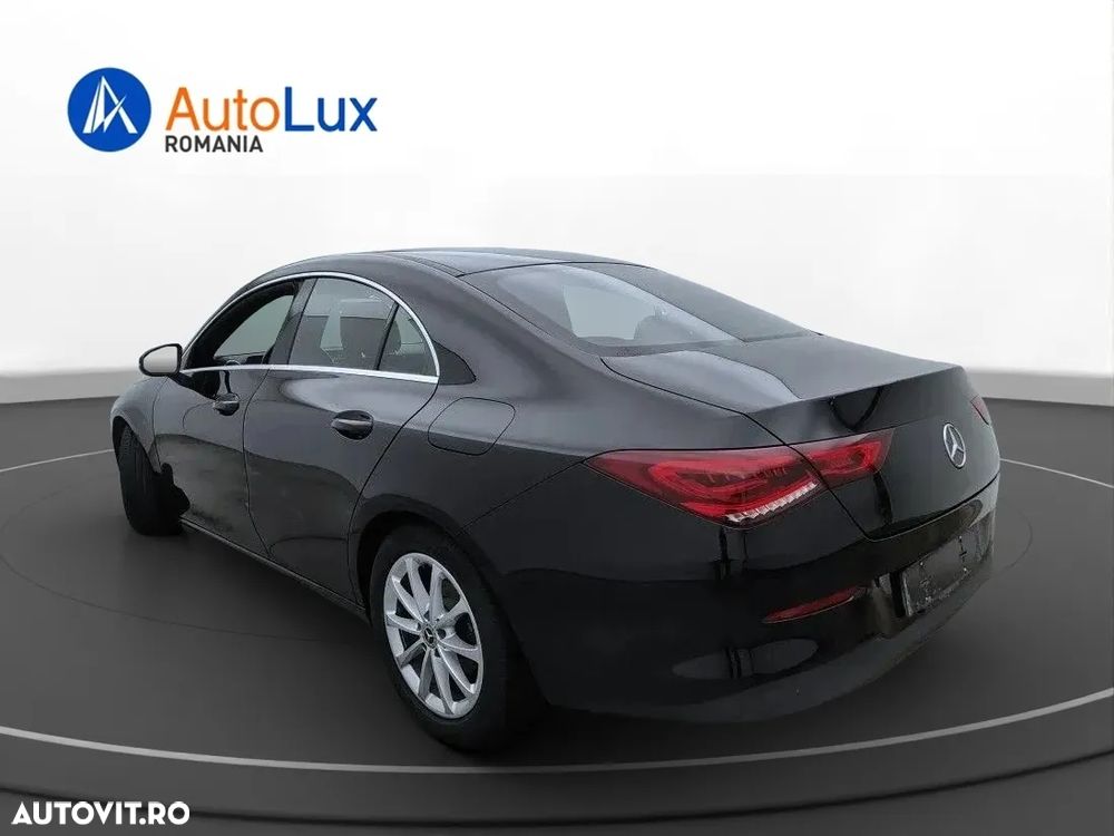 Mercedes-Benz CLA 180 7G-DCT - 4