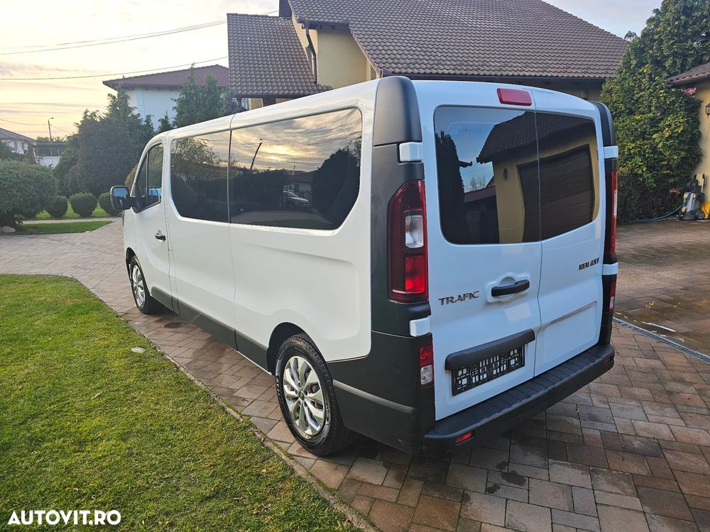 Renault Trafic Combi 2.0 Blue dCi 110 S&S L1 8+1 Zen - 12