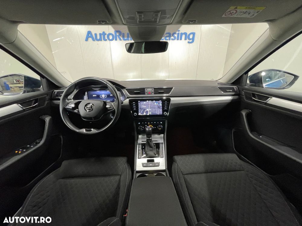 Skoda Superb 2.0 TDI DSG Ambition - 9