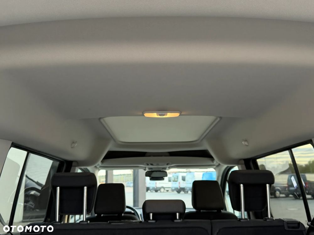 Ford Tourneo Connect 1.5 EcoBlue Titanium - 32