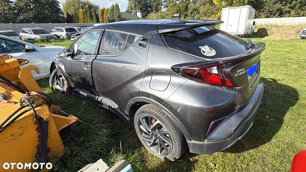 Toyota C-HR - 3