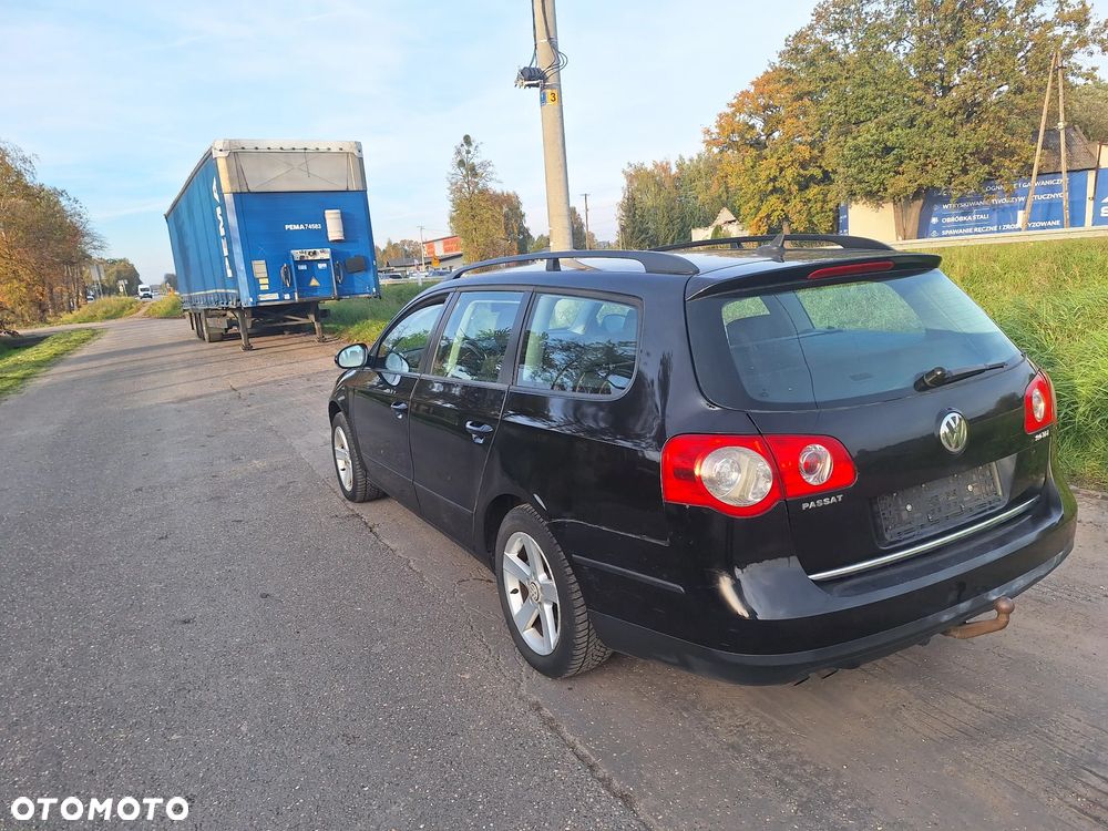 Volkswagen Passat 1.9 TDI Comfortline - 9