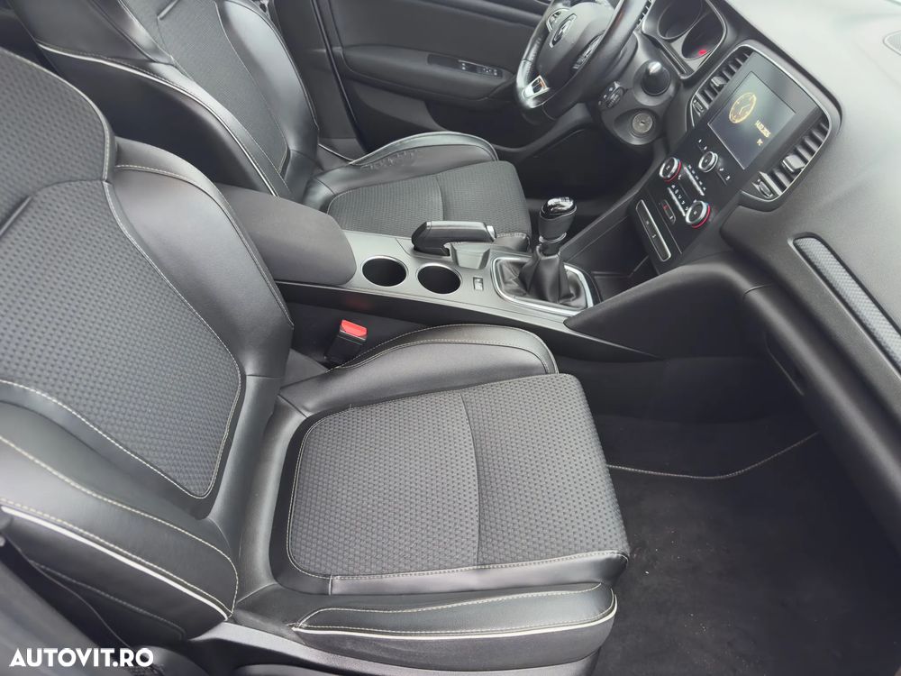 Renault Megane BLUE dCi 115 ZEN - 21