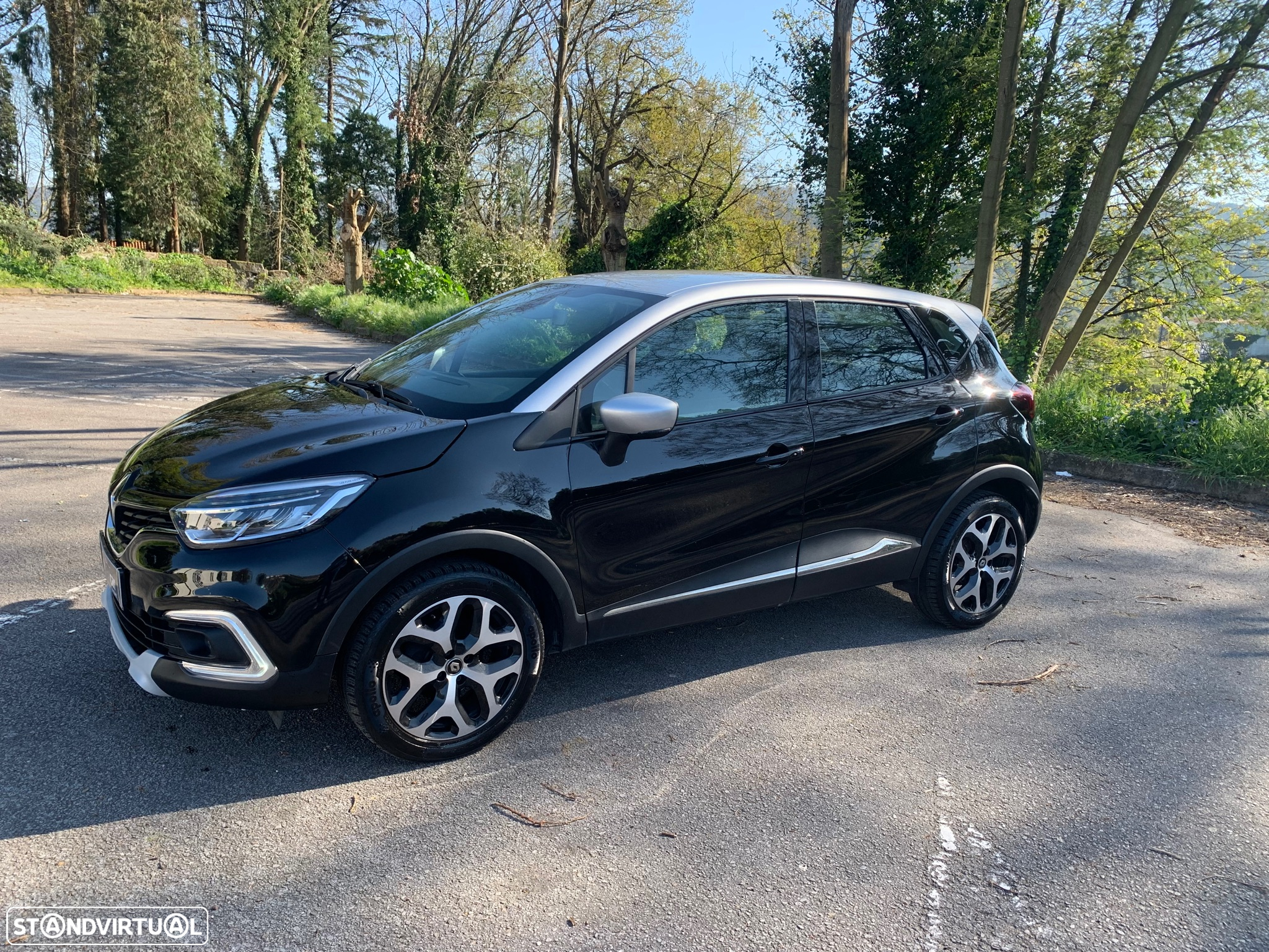 Renault Captur 1.0 TCe Exclusive - 4