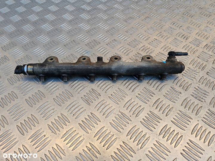 LISTWA WTRYSKOWA CZUJNIK CIŚNIENIA PALIWA IVECO EUROCARGO 5.9 TECTOR 0445226040 E4 E5 06-15 rok - 2