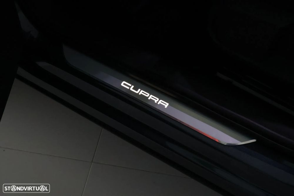 Cupra Formentor 1.4 e-Hybrid DSG - 15