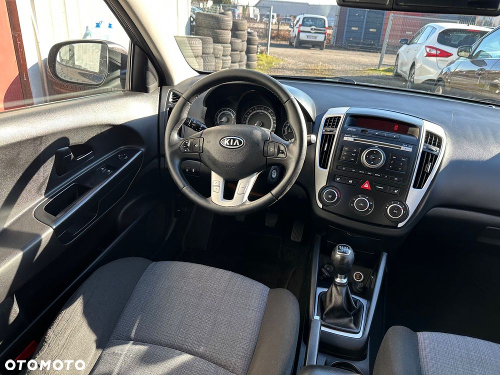 Kia Ceed 1.4 CVVT Vision - 14