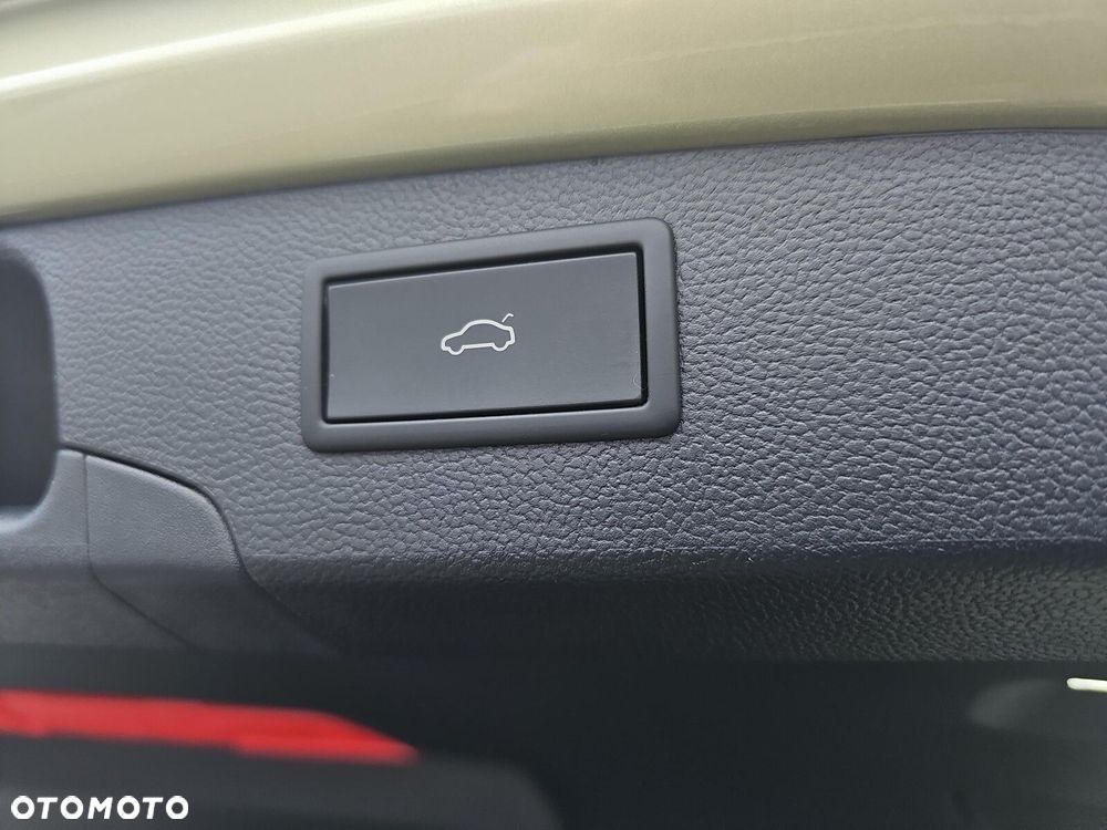 Skoda Superb 2.0 TDI SCR 4x4 Selection DSG - 20