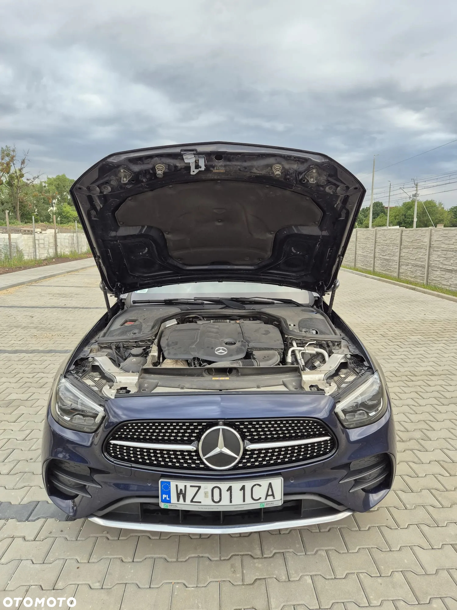 Mercedes-Benz Klasa E 220 d 4-Matic AMG - 16