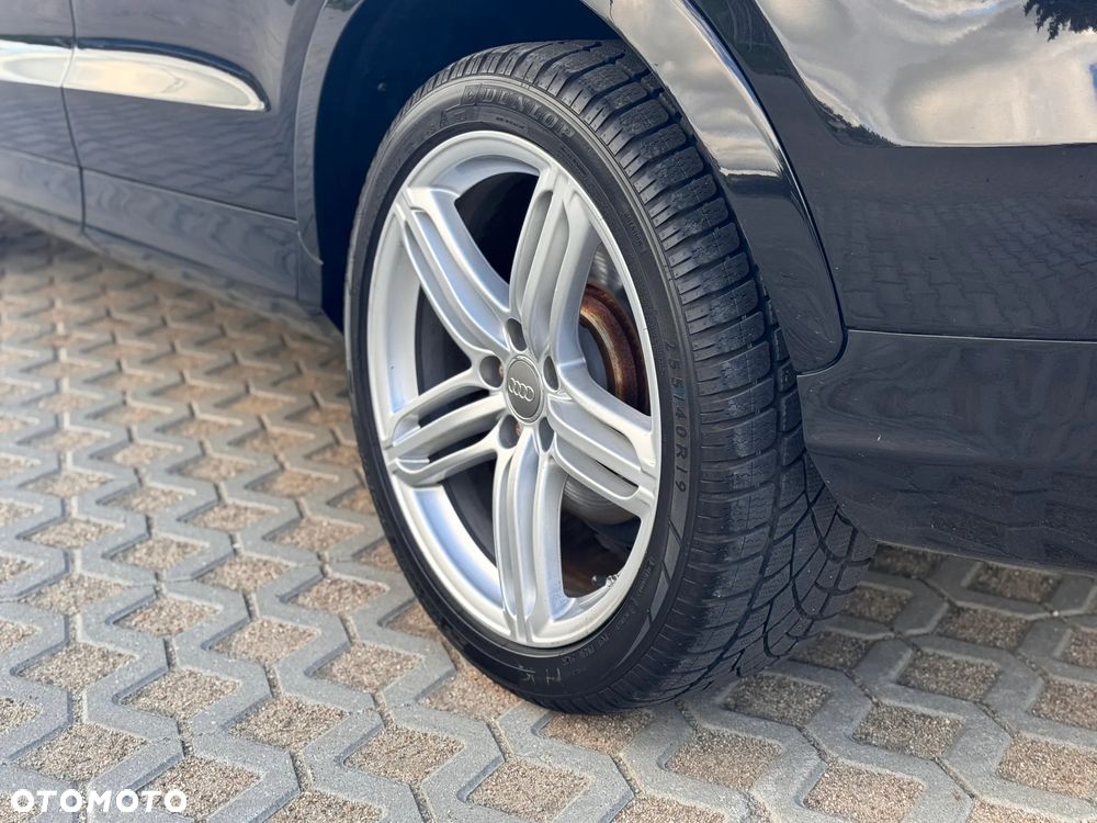 Audi RS Q3 2.5 TFSI quattro S tronic - 9