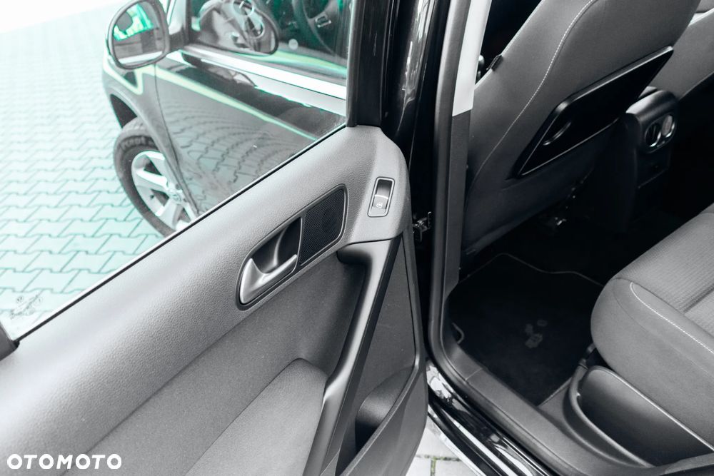 Volkswagen Tiguan 1.4 TSI BlueMot Trend&Fun - 23