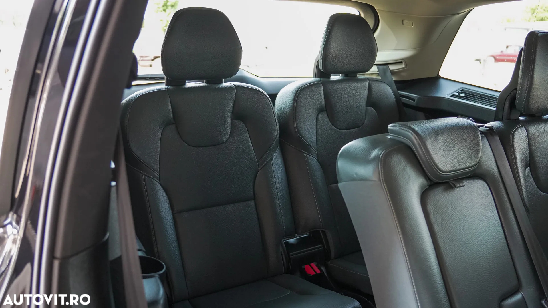 Volvo XC 90 T8 AWD Twin Engine Geartronic Momentum - 30