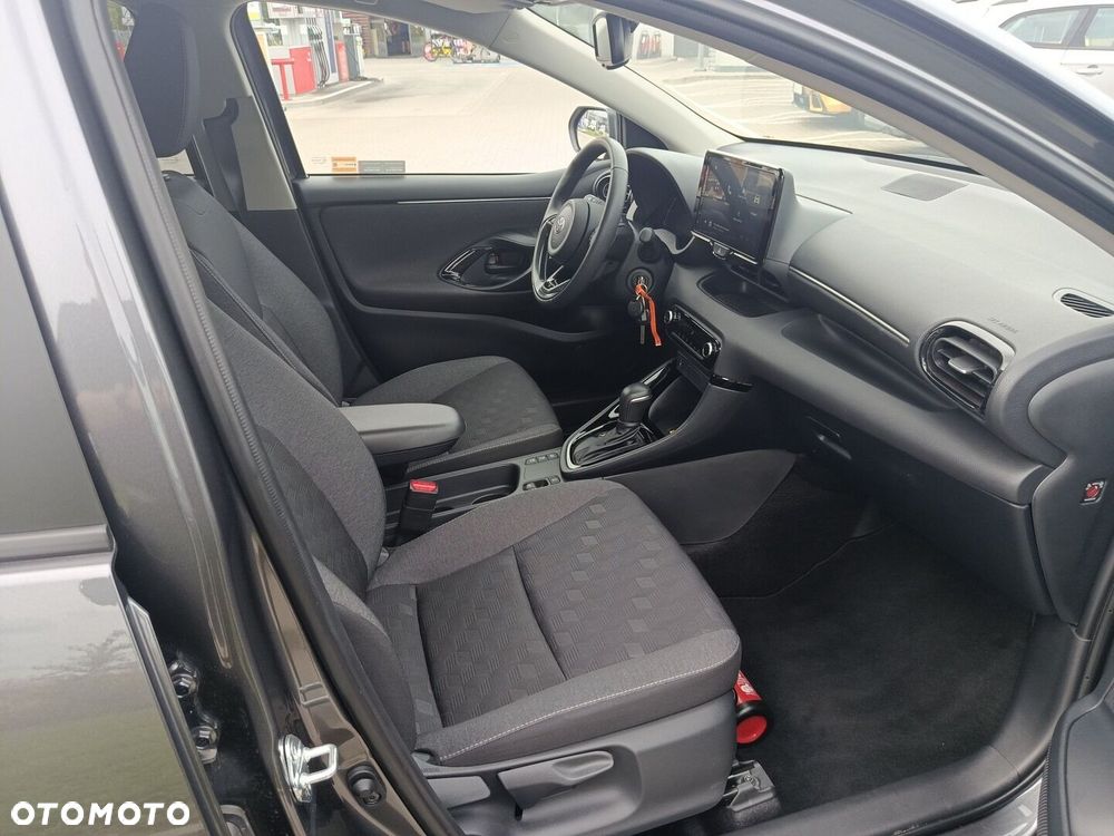 Toyota Yaris Hybrid 1.5 Style - 9