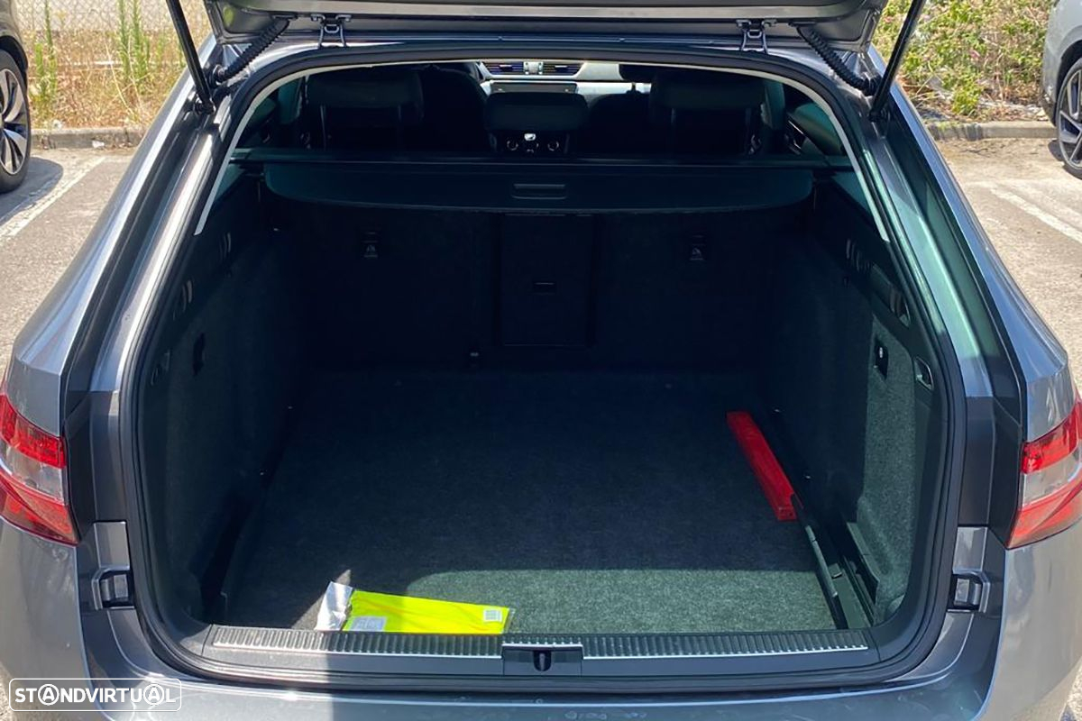 Skoda Superb Break 2.0 TDI Ambition - 16