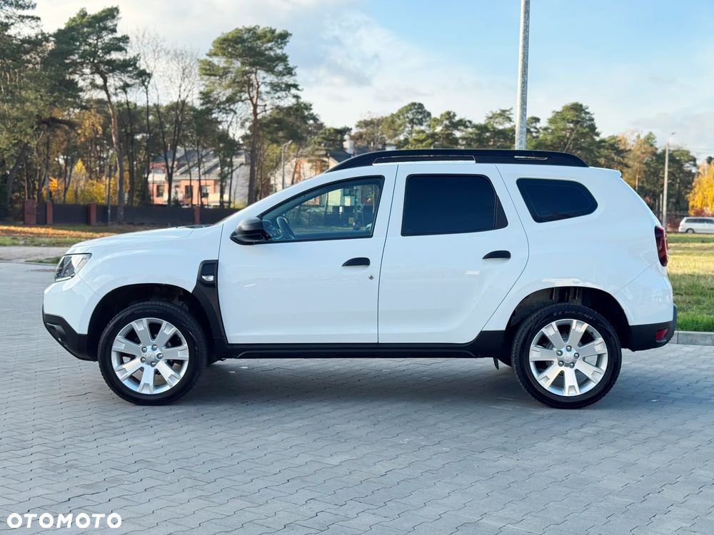 Dacia Duster 1.6 SCe Laureate S&S - 9