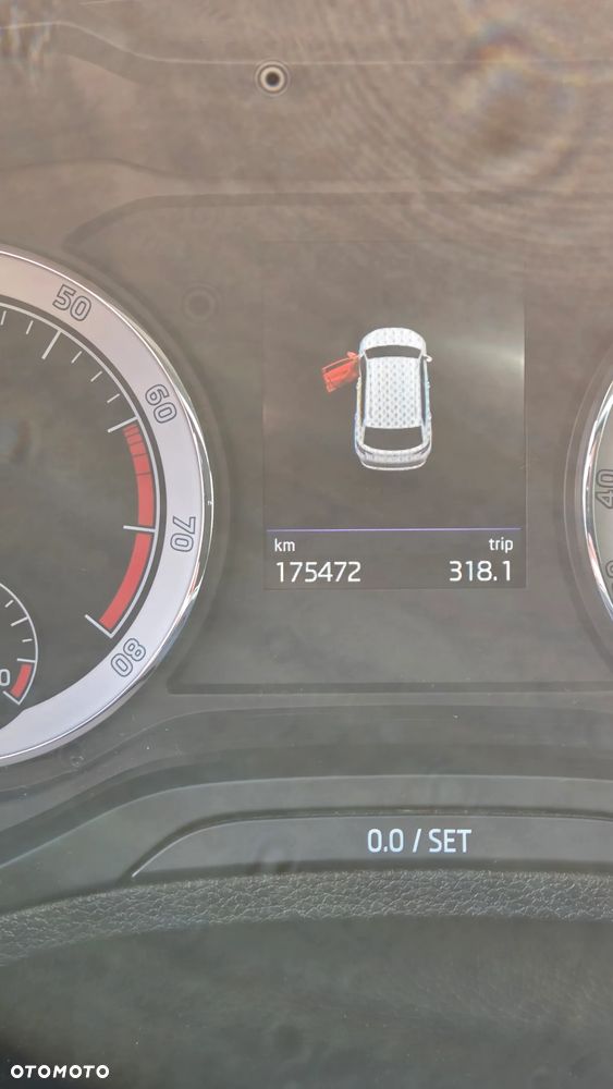 Skoda Karoq 1.5 TSI DSG Style - 11