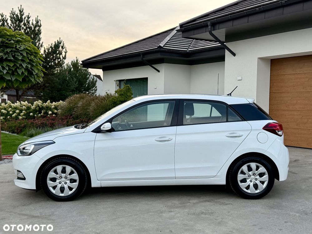 Hyundai i20 1.2 Select - 12