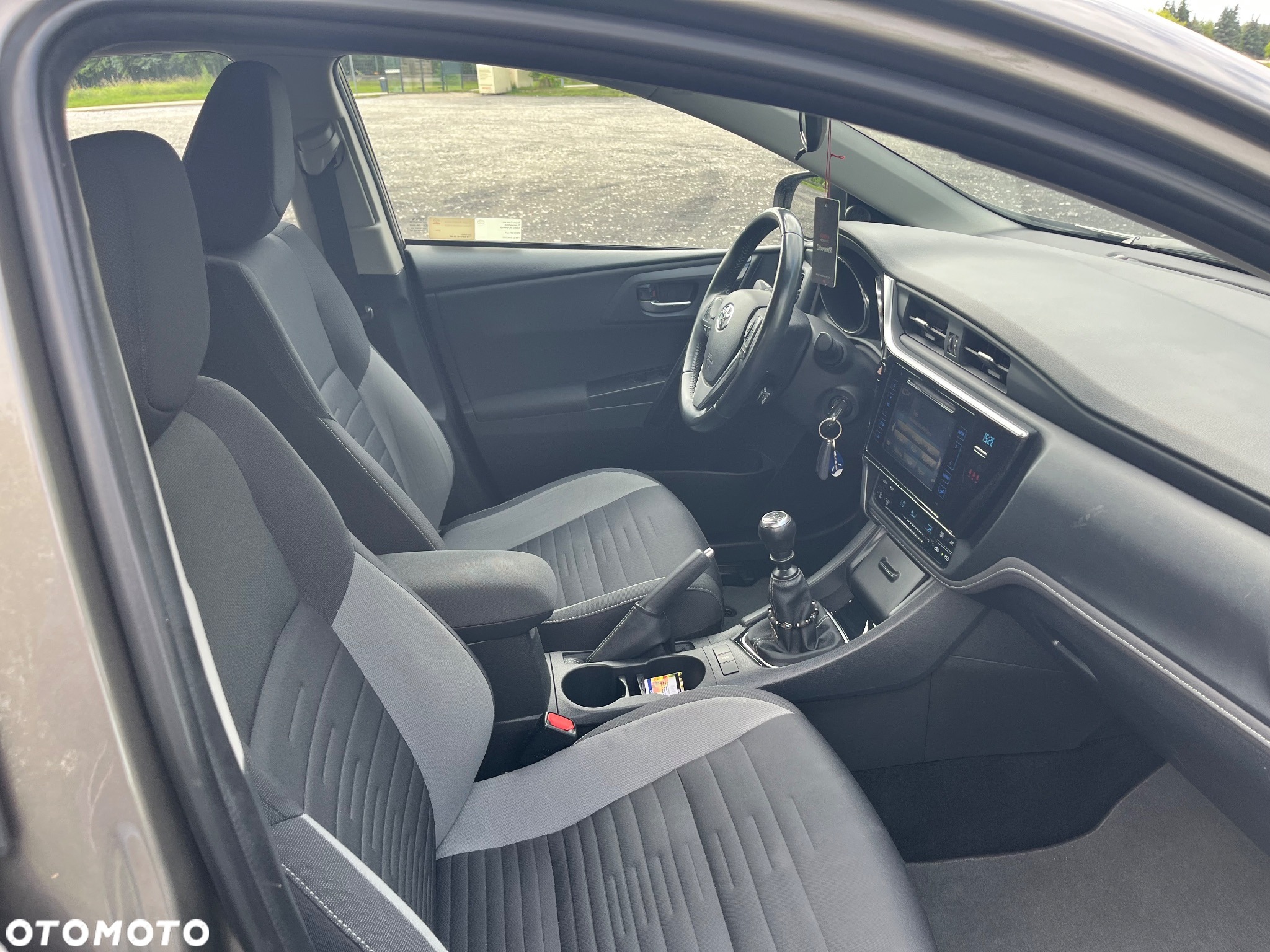 Toyota Auris 1.6 Comfort - 8