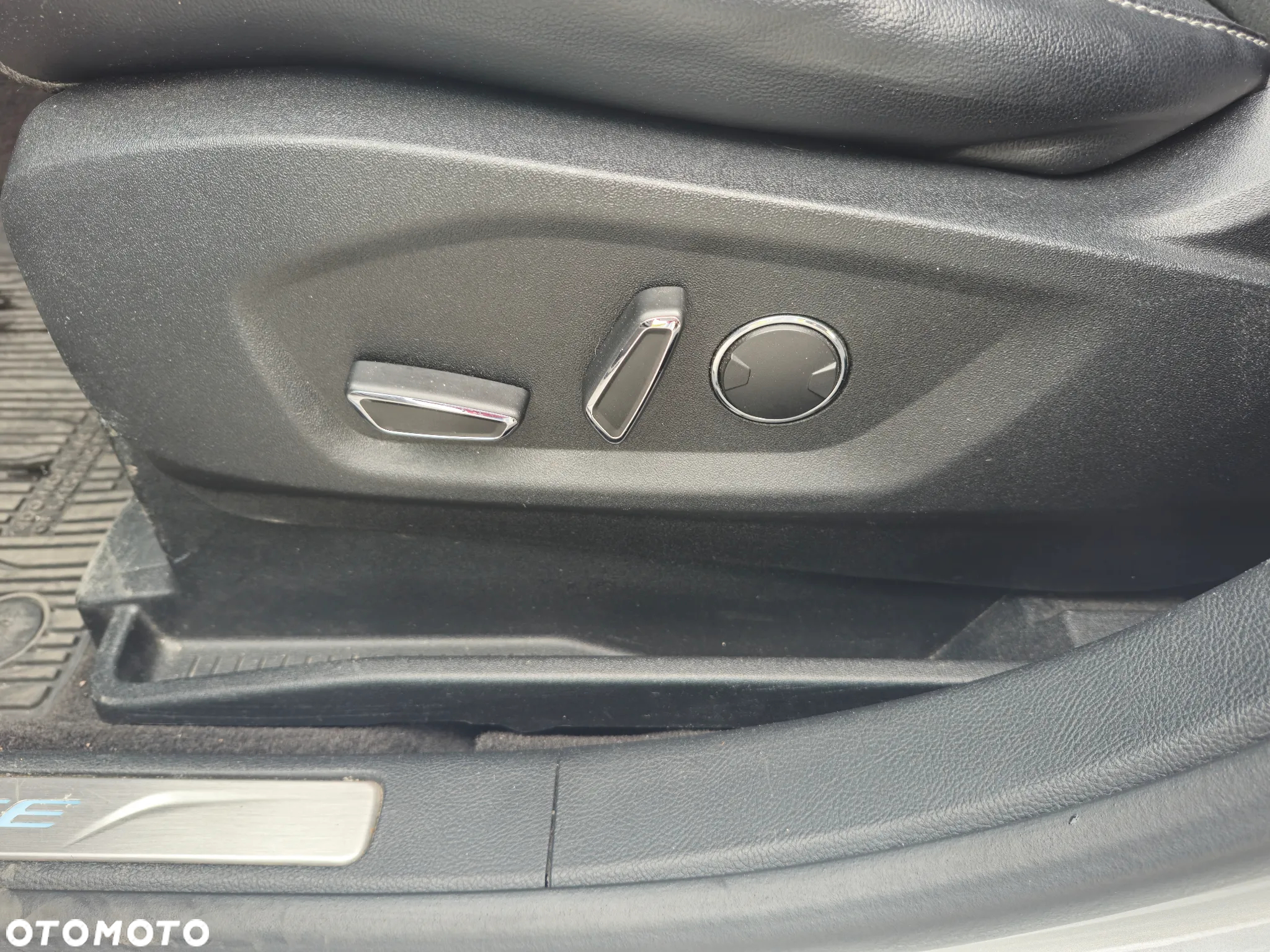 Ford Edge - 16