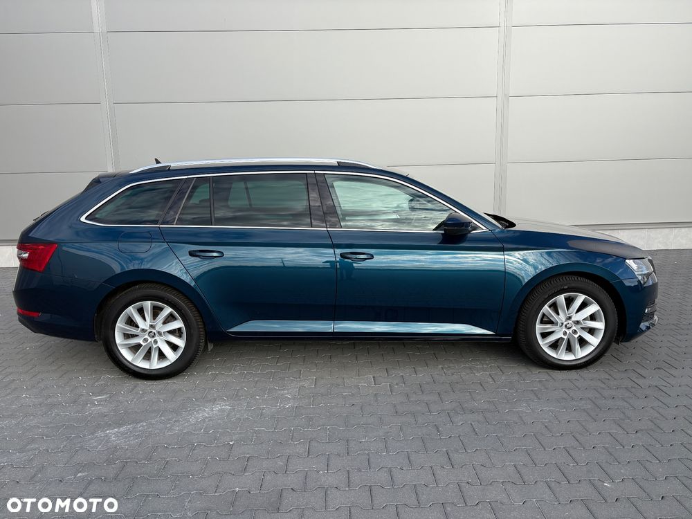 Skoda Superb 2.0 TDI DSG Ambition - 16