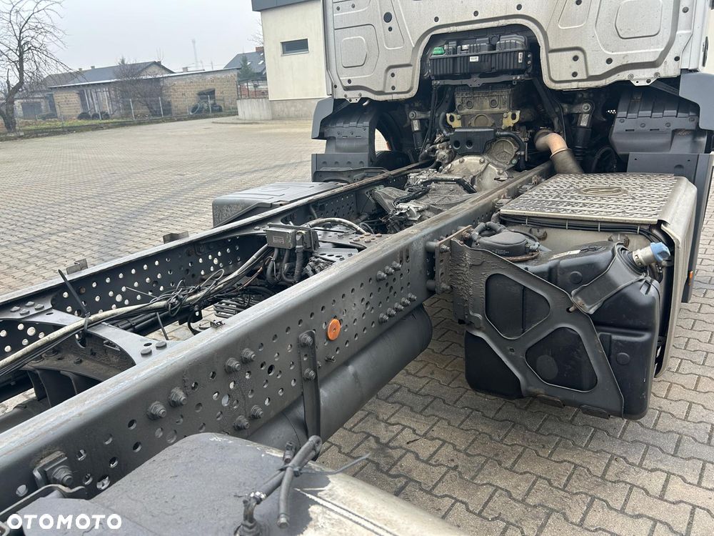 Mercedes-Benz Antos 2535 6x2 // 2017r // 725 tys km - 6