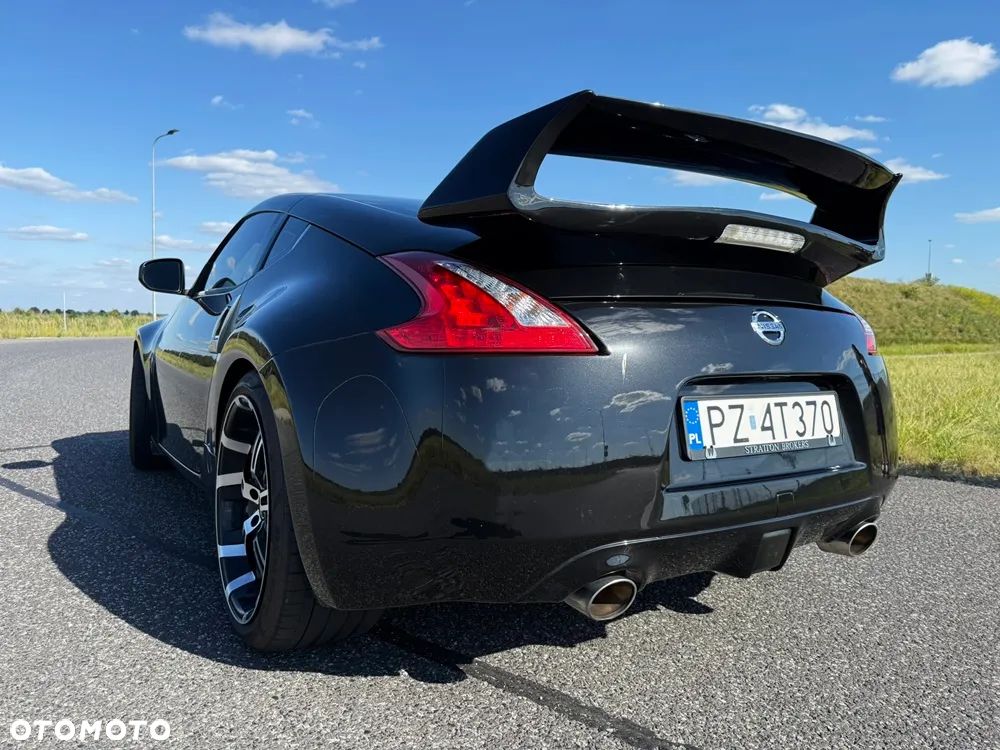 Nissan 370 Z Black Edition - 2