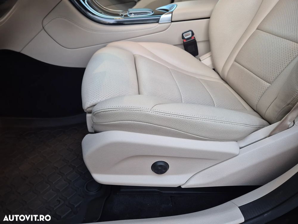 Mercedes-Benz GLC 220 d 4MATIC - 11